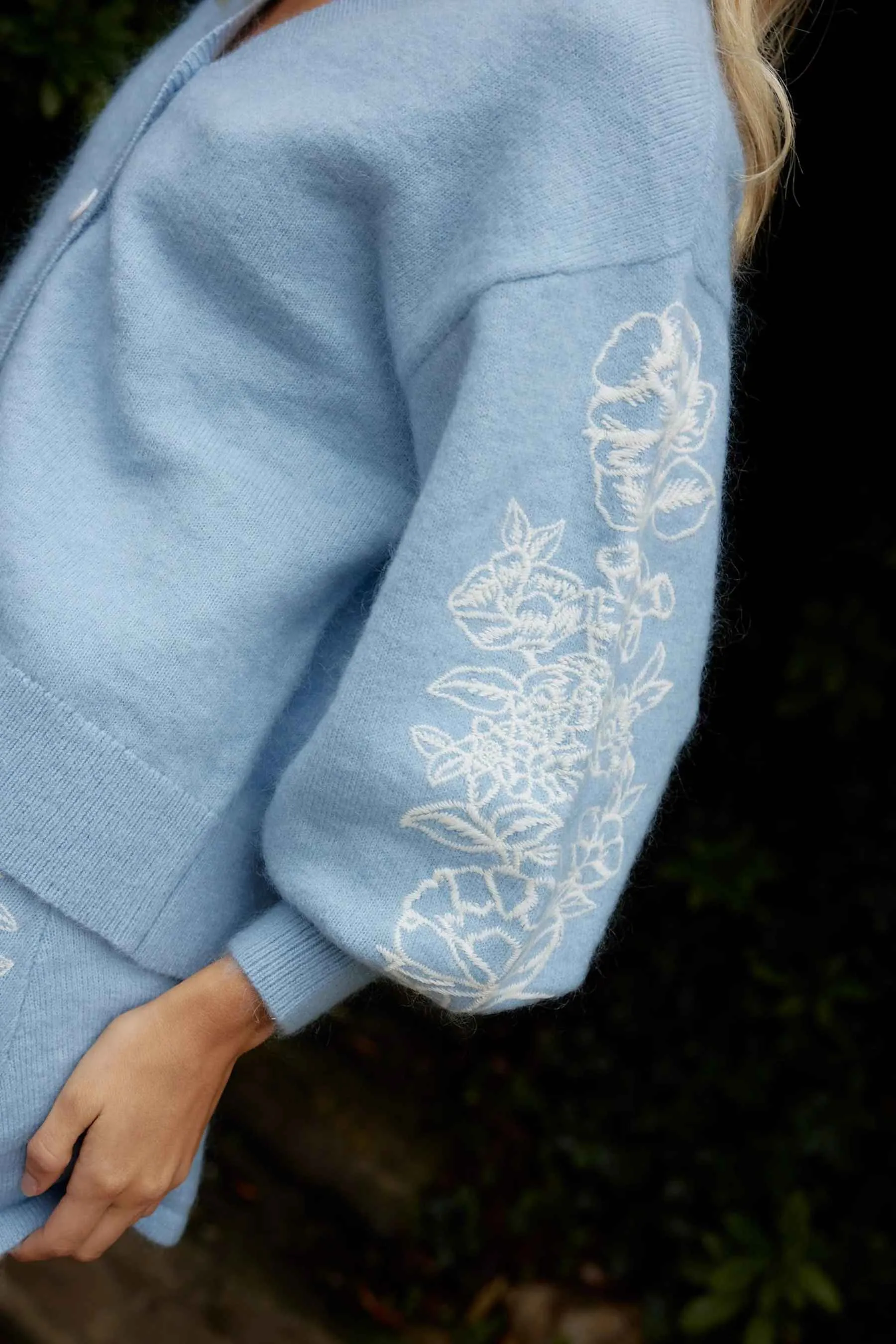 Agnes Cardi | Powder