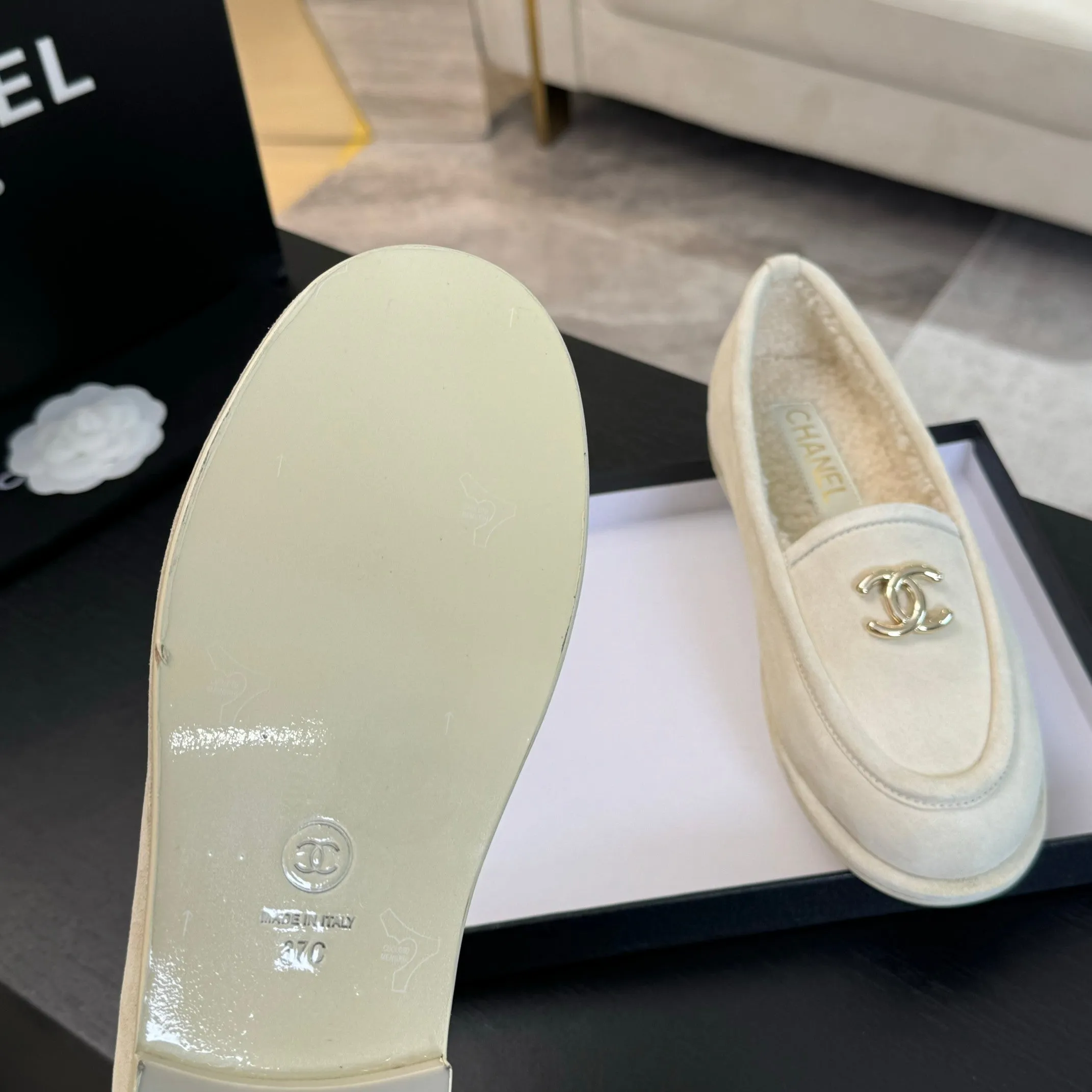 CC Moccasins White Suede And Wool