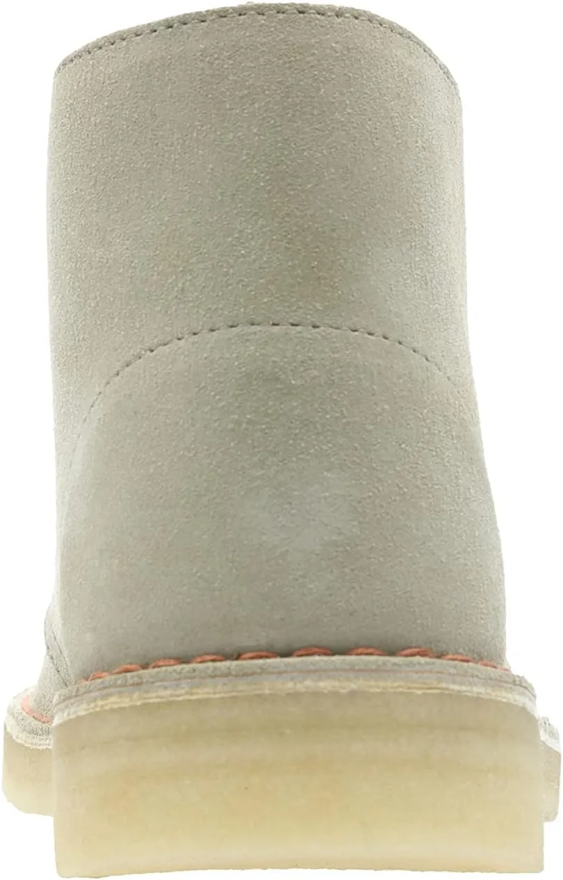 Clarks Women's Desert Boot. Chukka