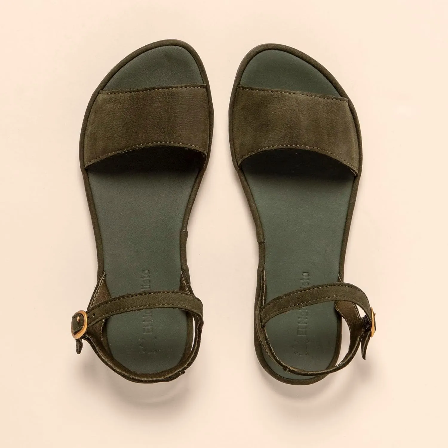 El Naturalista Women's Classic Flat Sandal