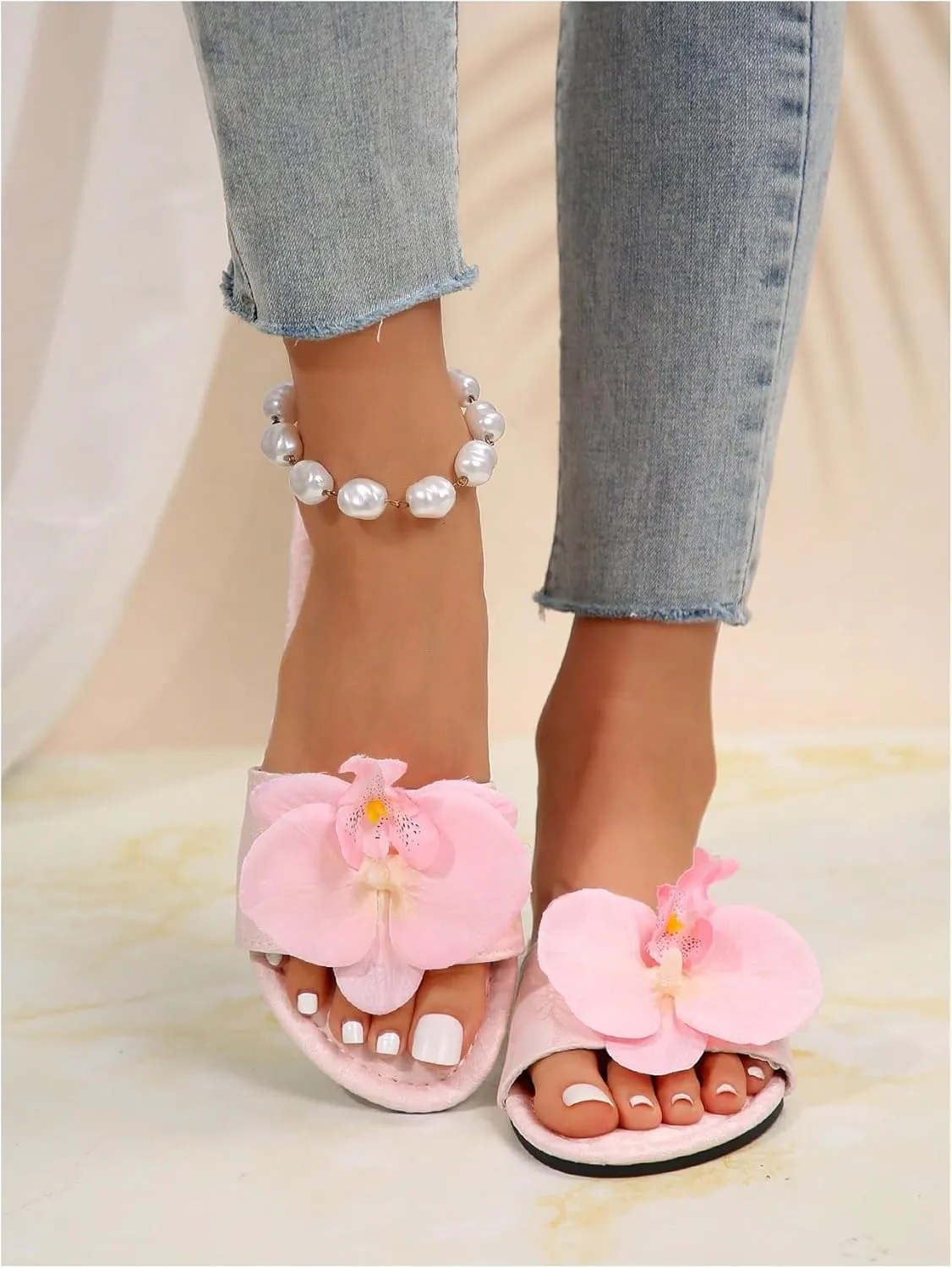GORGLITTER Women's 3D Flower Sandals Dressy Criss Cross Floral Flat Sandals Square Open Toe Summer Beach Sandals