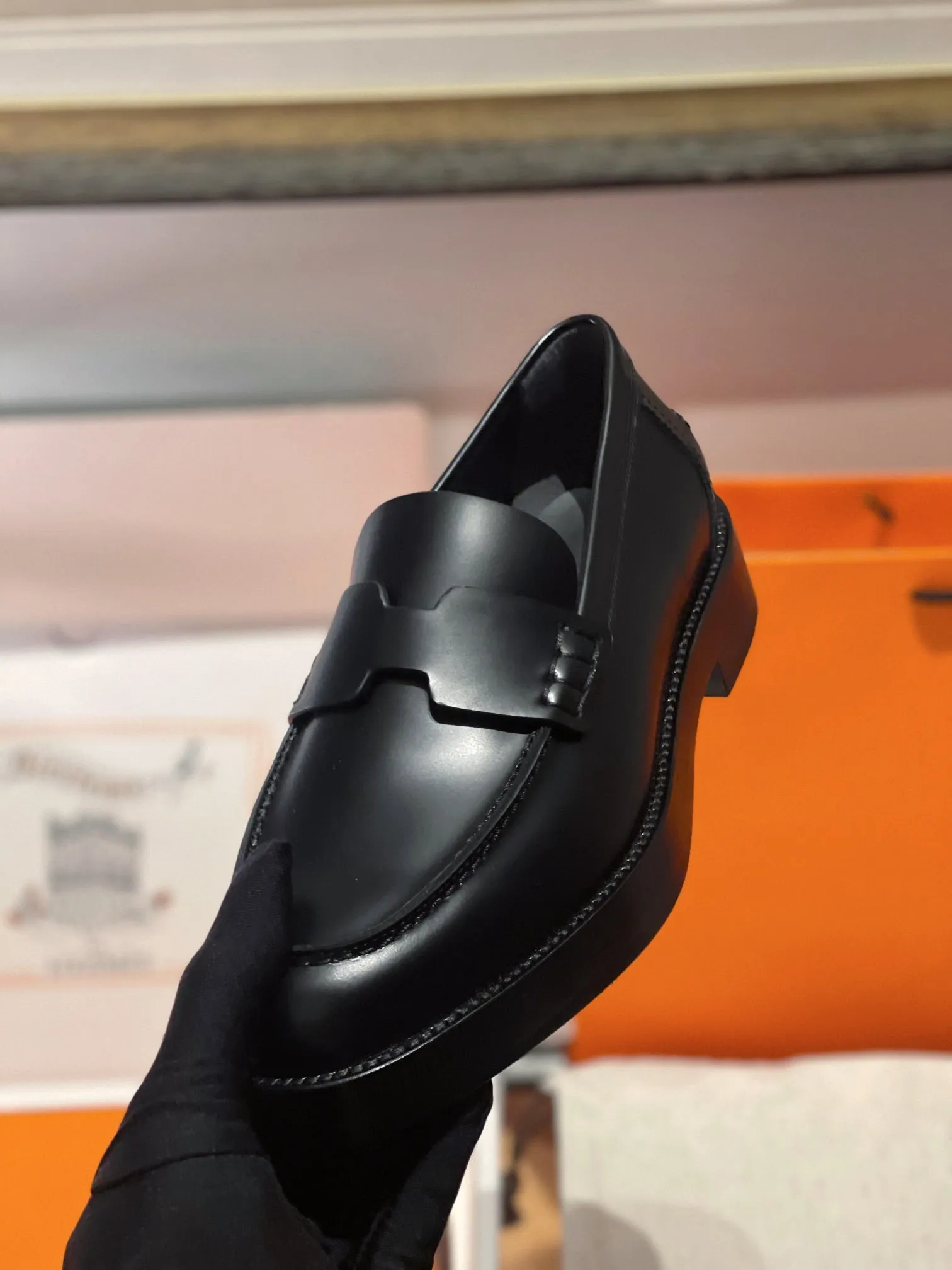 HM Loafer In Black Calfskin 100164