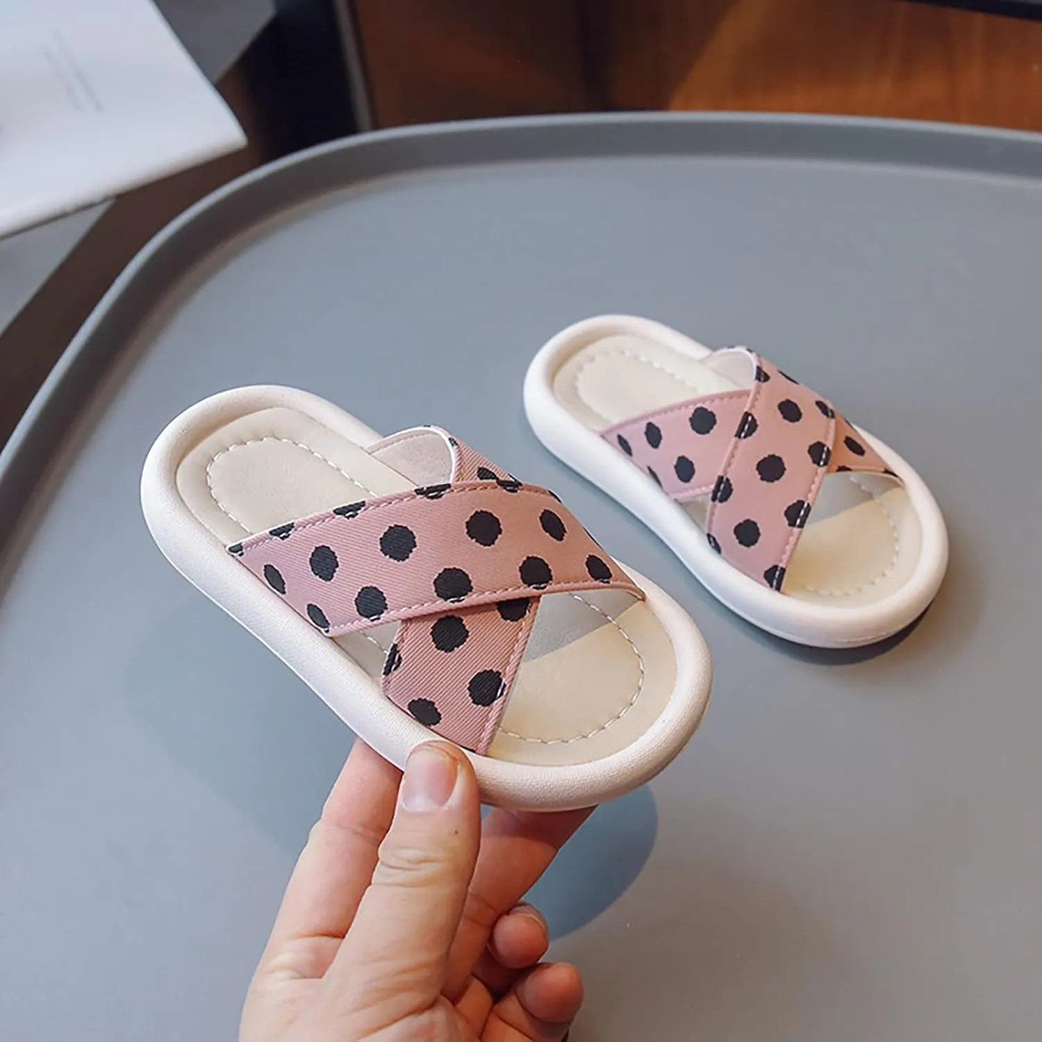Little Girls Rubber Sandals Polka Dot Soft Casual Shoes Open Toe Outside Wear Slippers Big Girls Sandals