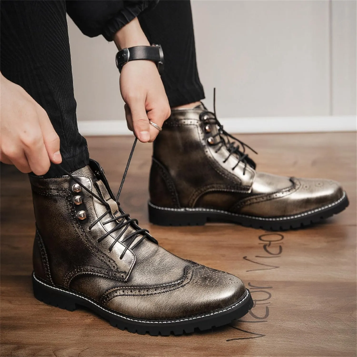 Men's Brogue Leather Lace-Up Ankle Boots with Wingtip Design Vintage Dress Boots for Casual Business Office Daily Wear and Formal Occasions
