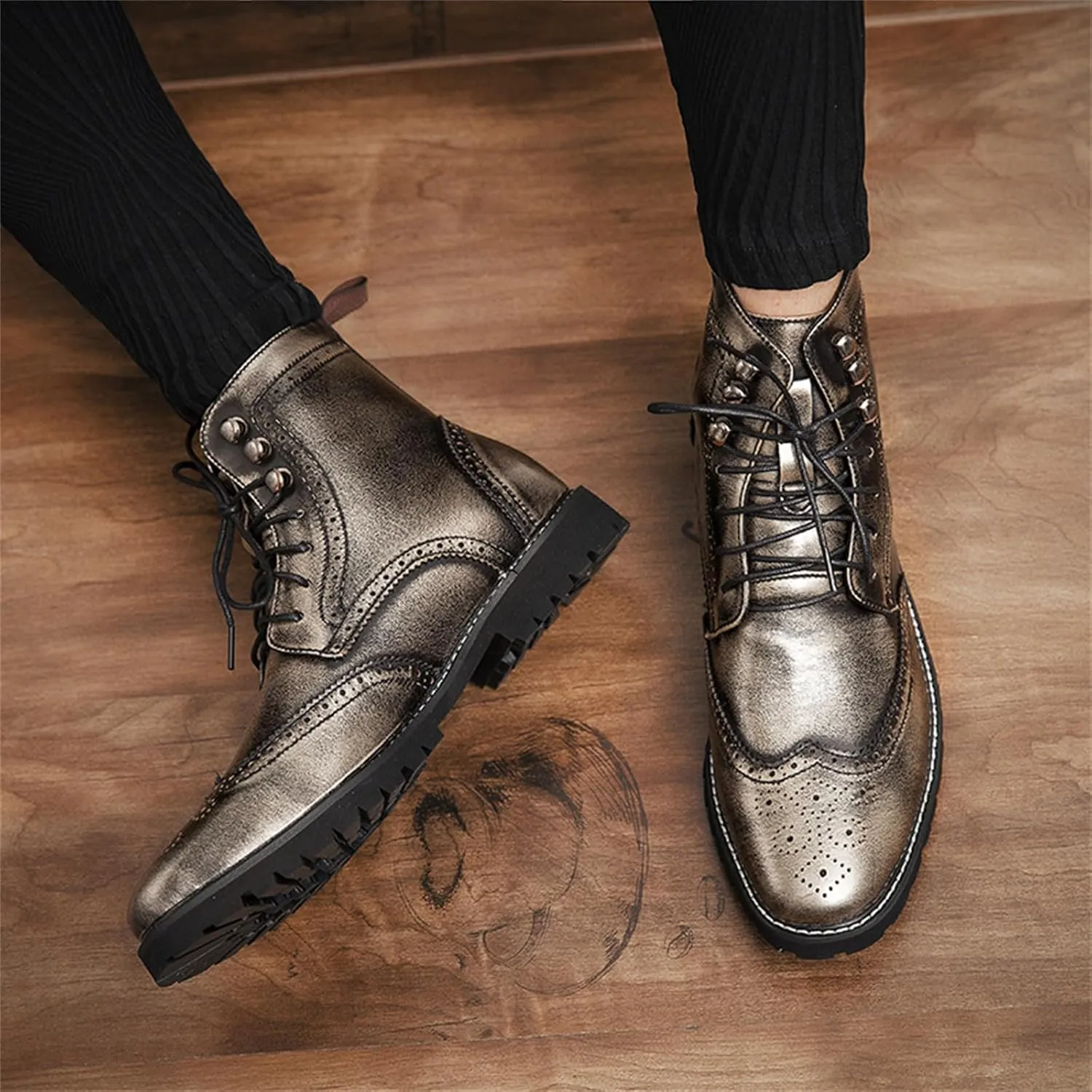 Men's Brogue Leather Lace-Up Ankle Boots with Wingtip Design Vintage Dress Boots for Casual Business Office Daily Wear and Formal Occasions