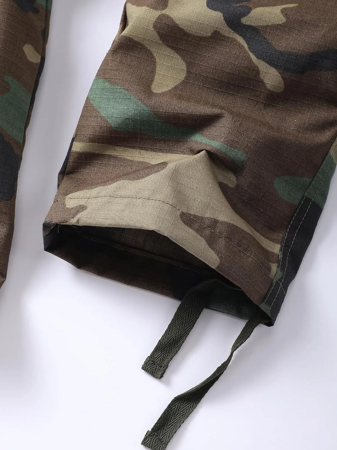 Men's Camo Cargo Work Pants Ripstop Lightweight Wild Army Military BDU Outdoor Trousers with 8 Pocktets (No Belt)