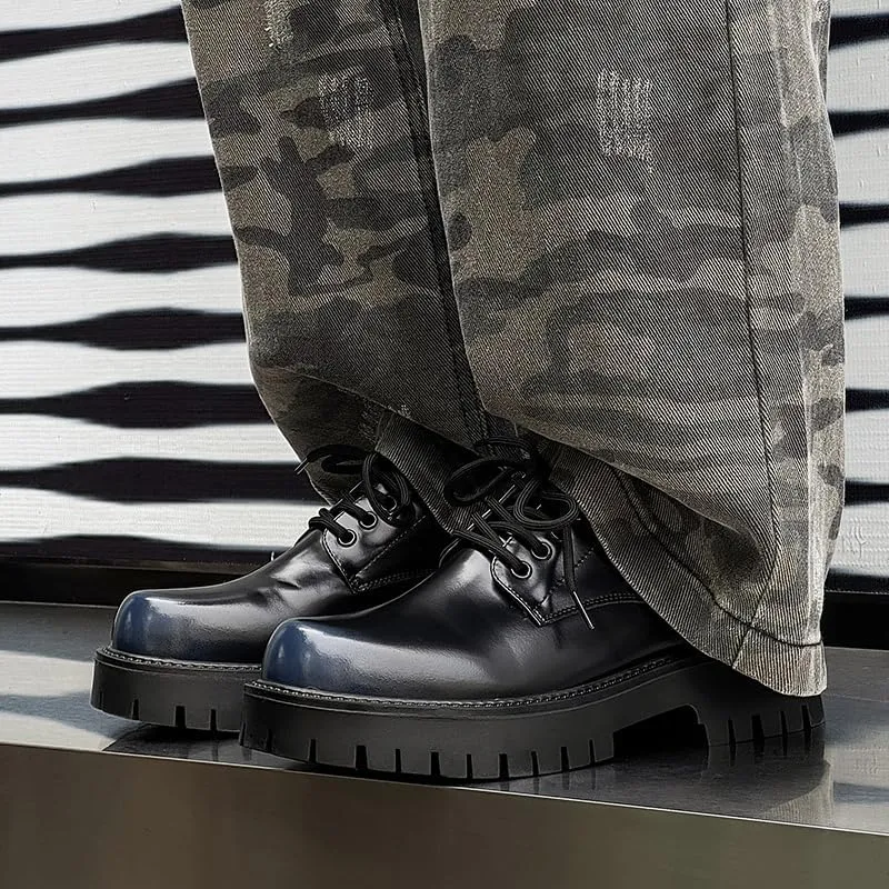 Men's Patent Leather Lace-Up Loafers Round-Toe Design Low-Top Casual Shoes Reinforced Stitching for Everyday Wear