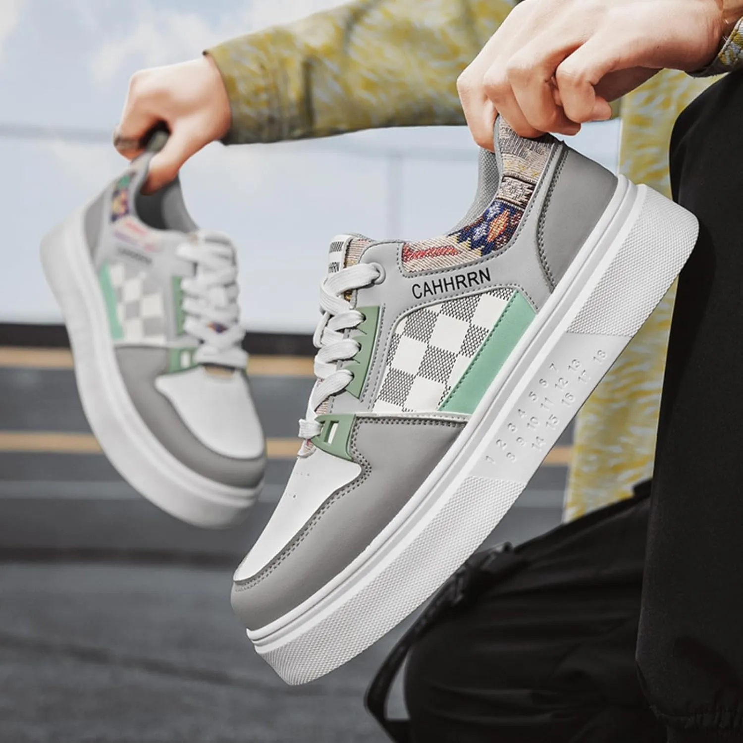 Men's Platform Fashion Sneakers Plaid Patchwork Leather Comfortable Casual Streetwear Walking Shoes