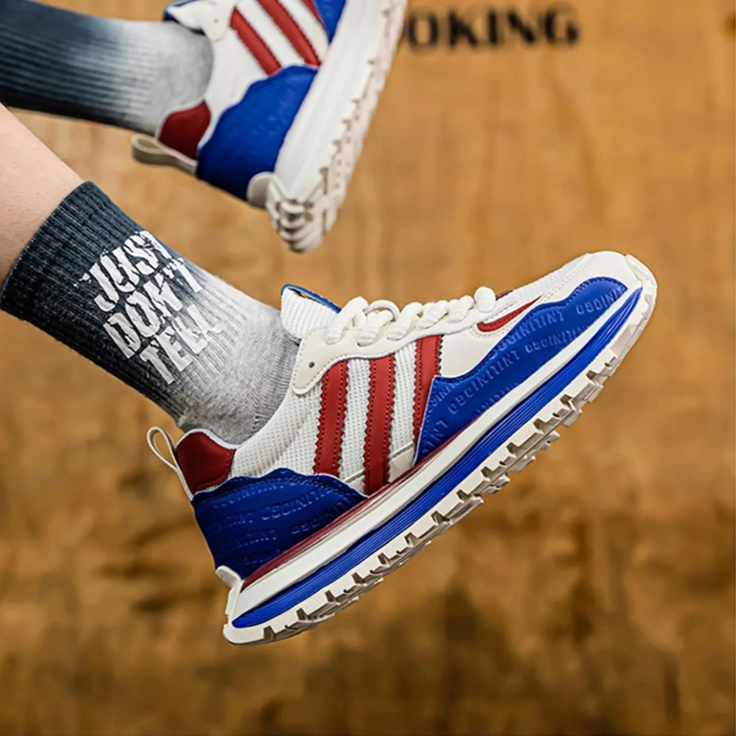 Men’s Retro Jogger Sneakers, Fashion Mesh Suede Trainers, Vintage Street Running Shoes, Iconic Triple Stripe Detailing