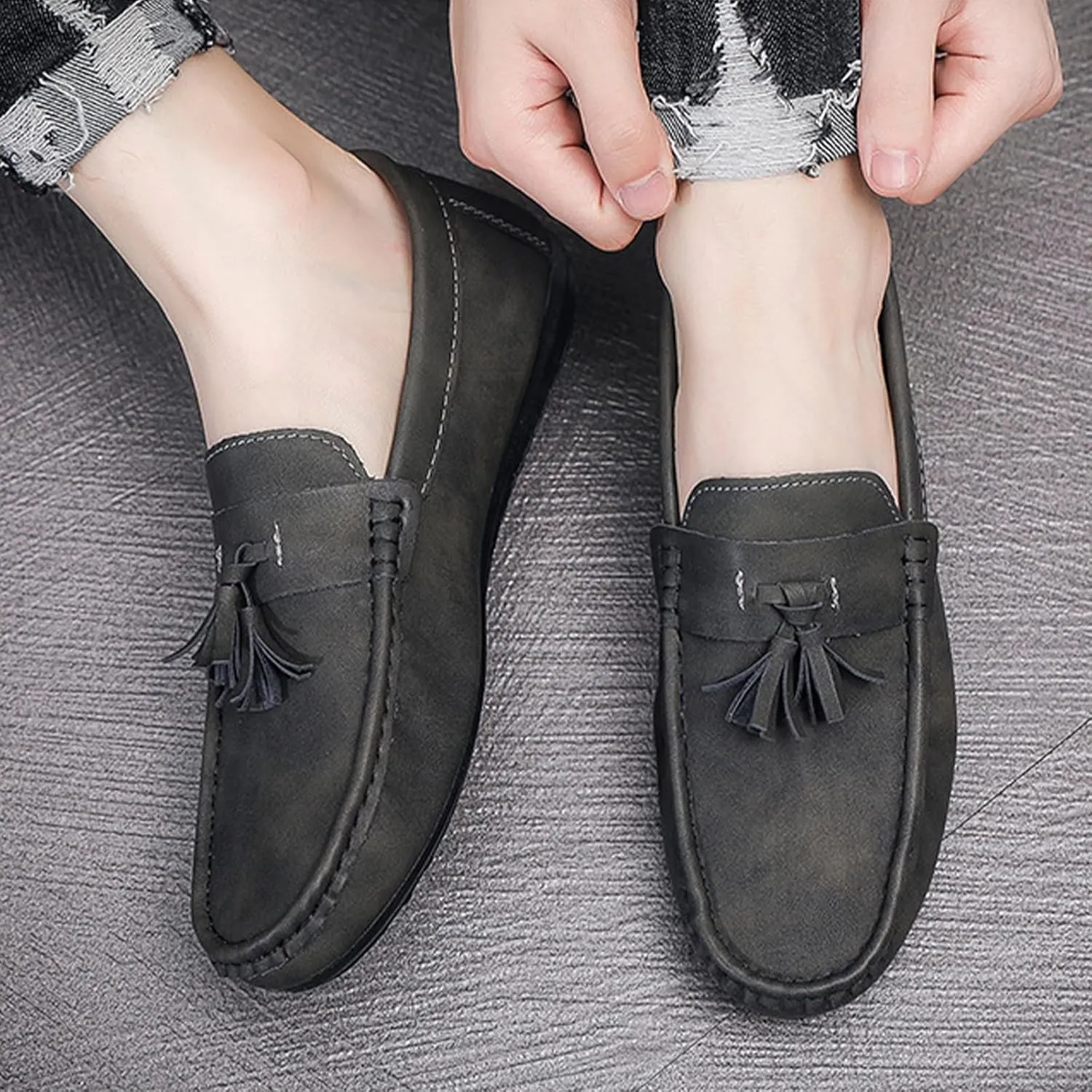 Men's Soft Leather Moccasin Boat Shoes Classic Tassel Low-Top Penny Shoes Comfortable Slip-On Non-Slip Walking Loafers