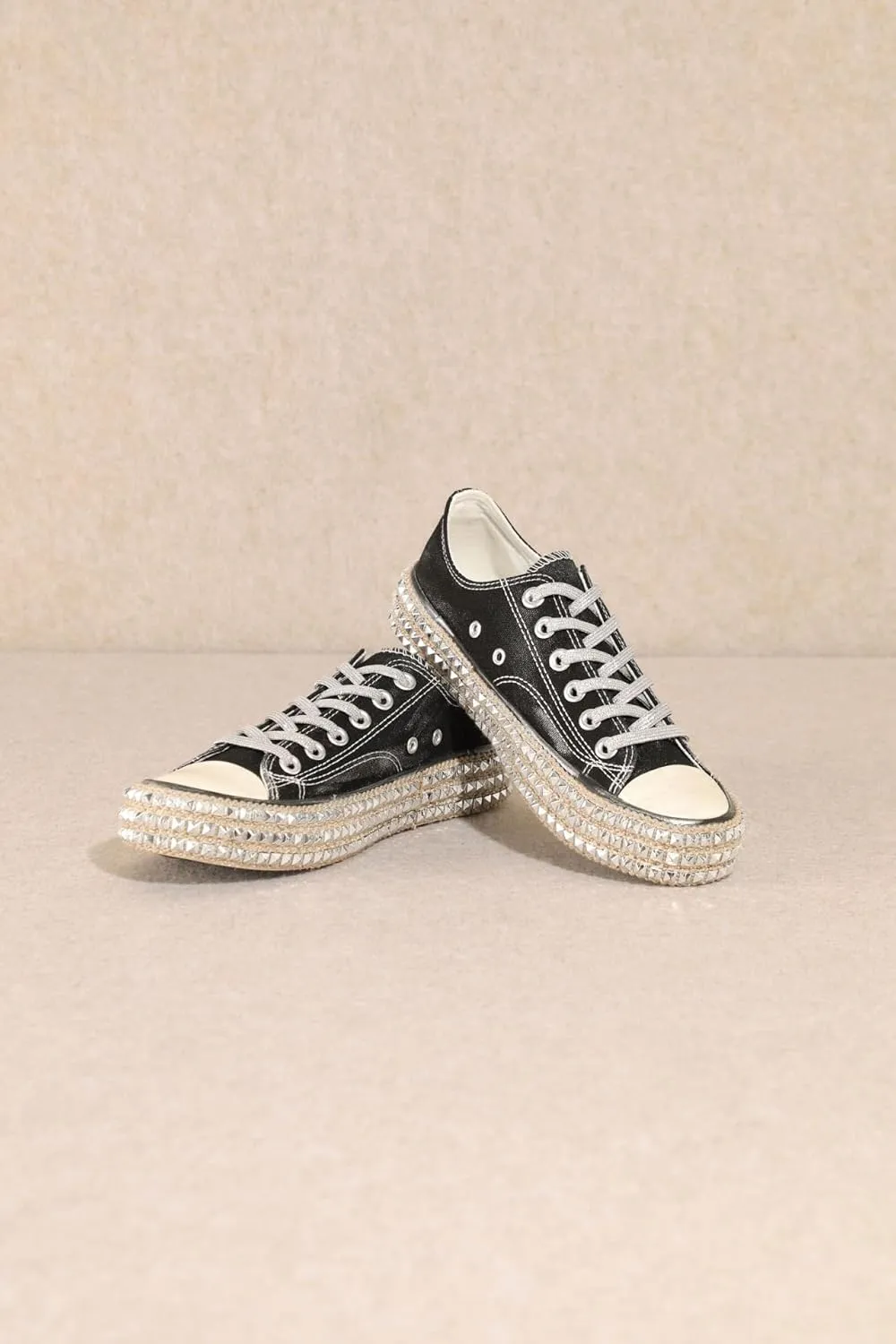 Mi.iM Billie Rubber Sole Lace-up Vintage Studded Canvas Sneakers