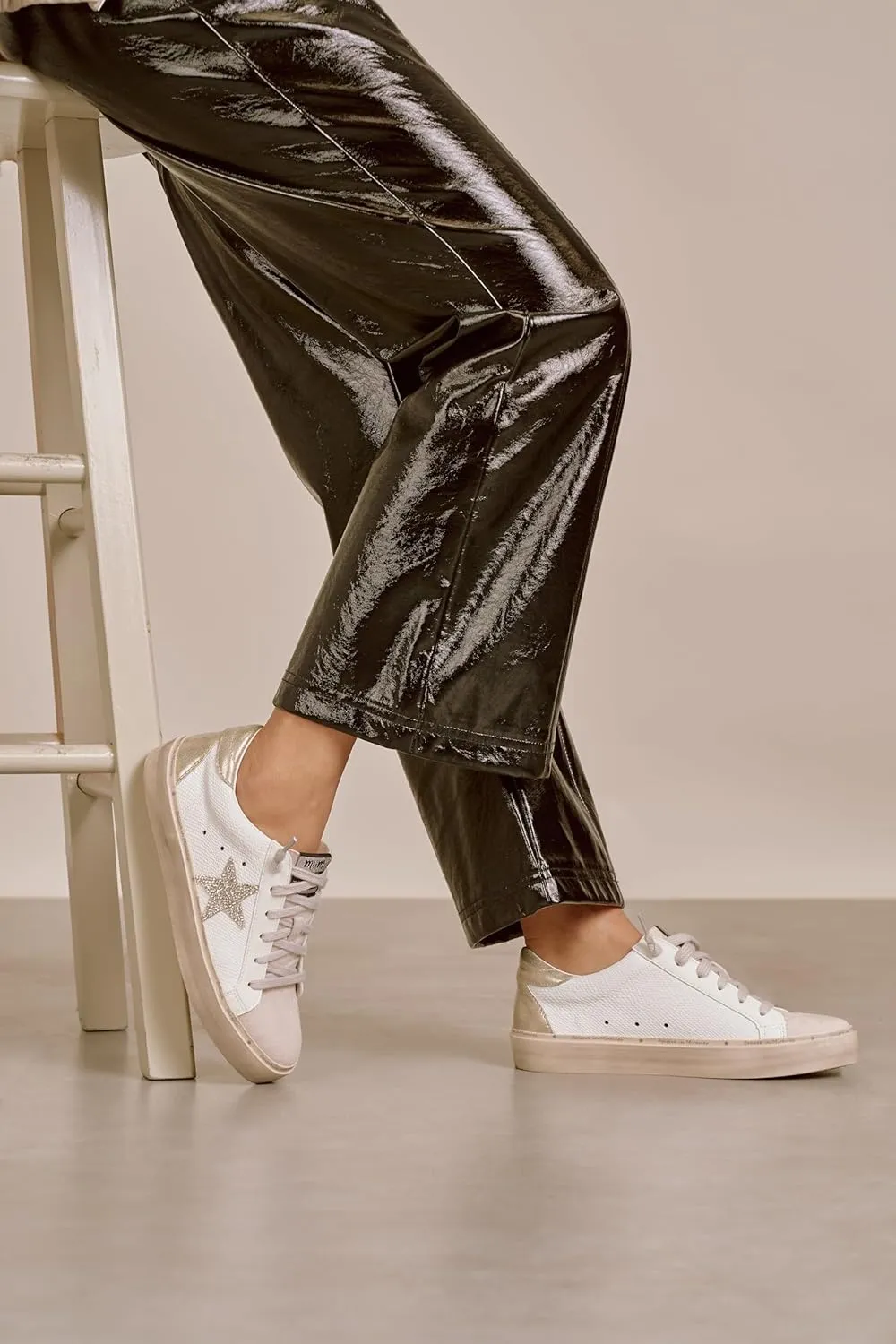 Mi.iM Gaby Rubber Sole Lace-up Snake Print Suede Star Sneakers