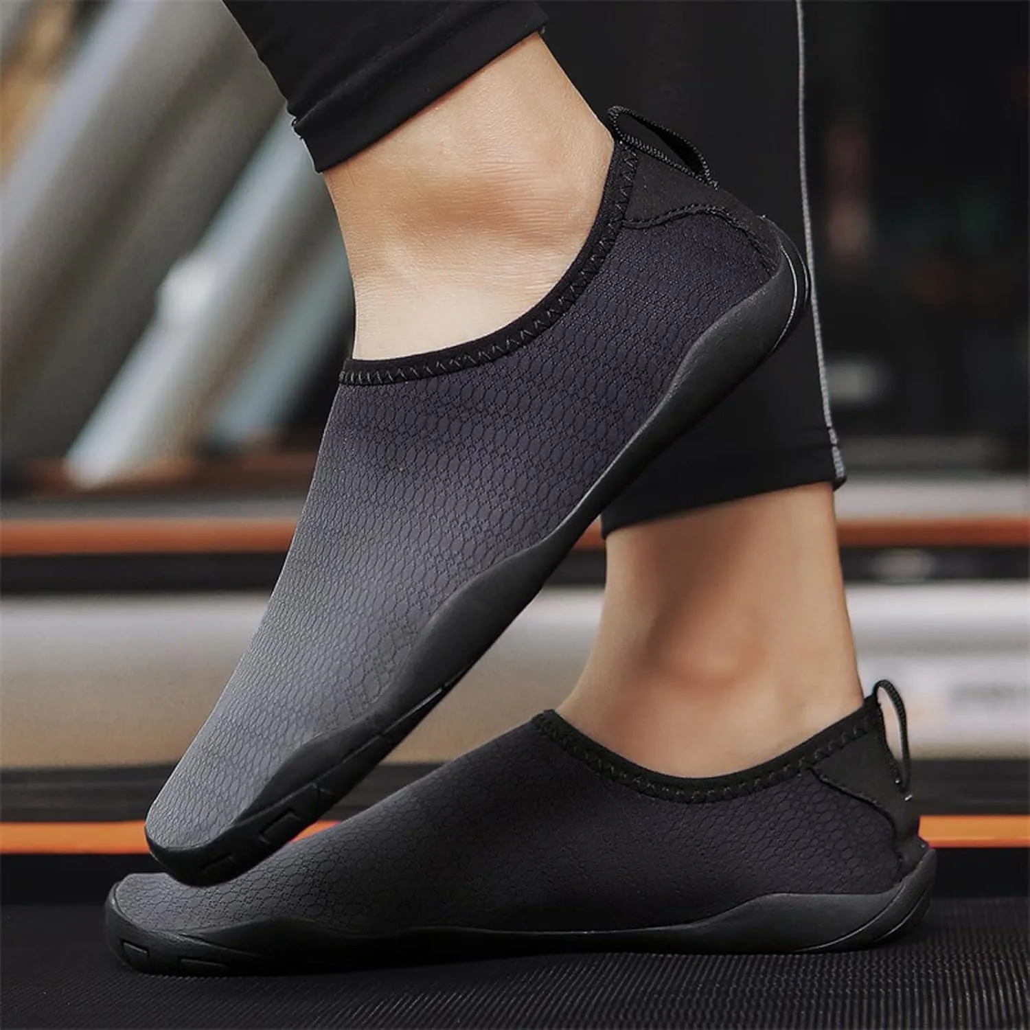Quick Dry Beach Shoes Water Shoes for Women Men Barefoot Aqua Swim Pool Surf Yoga Hiking Lightweight Non Slip Outdoor Sports