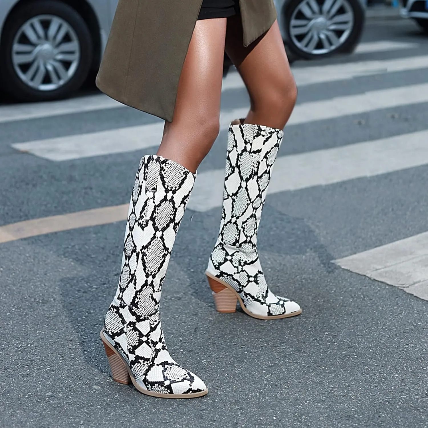 Snake Print Knee High Boots for Women Chunky Heel Pointed Toe Cowboy Boots Sexy Western Snakeskin Cowgirl Boots