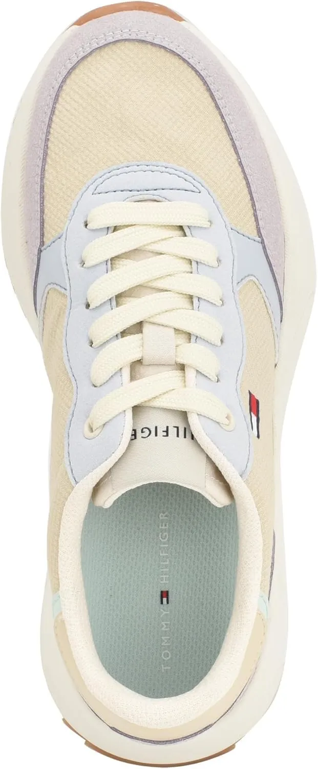 Tommy Hilfiger Women's Zidya Sneaker