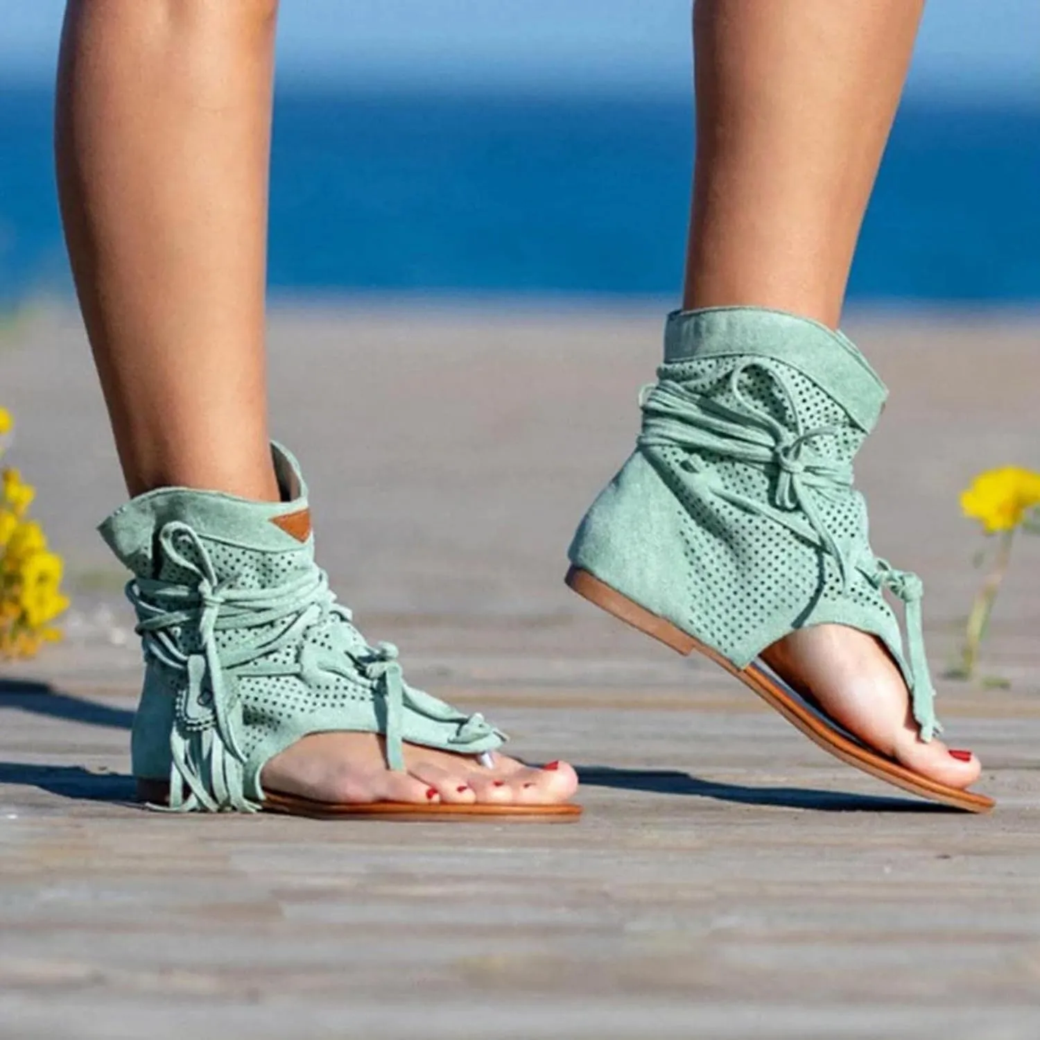 Vintage Flip Flops for Women Bohemian Tassel Clip Toe Straps Lace up Flat Sandals Summer Comfortable Casual Breathable Roman Beach Shoes Boots