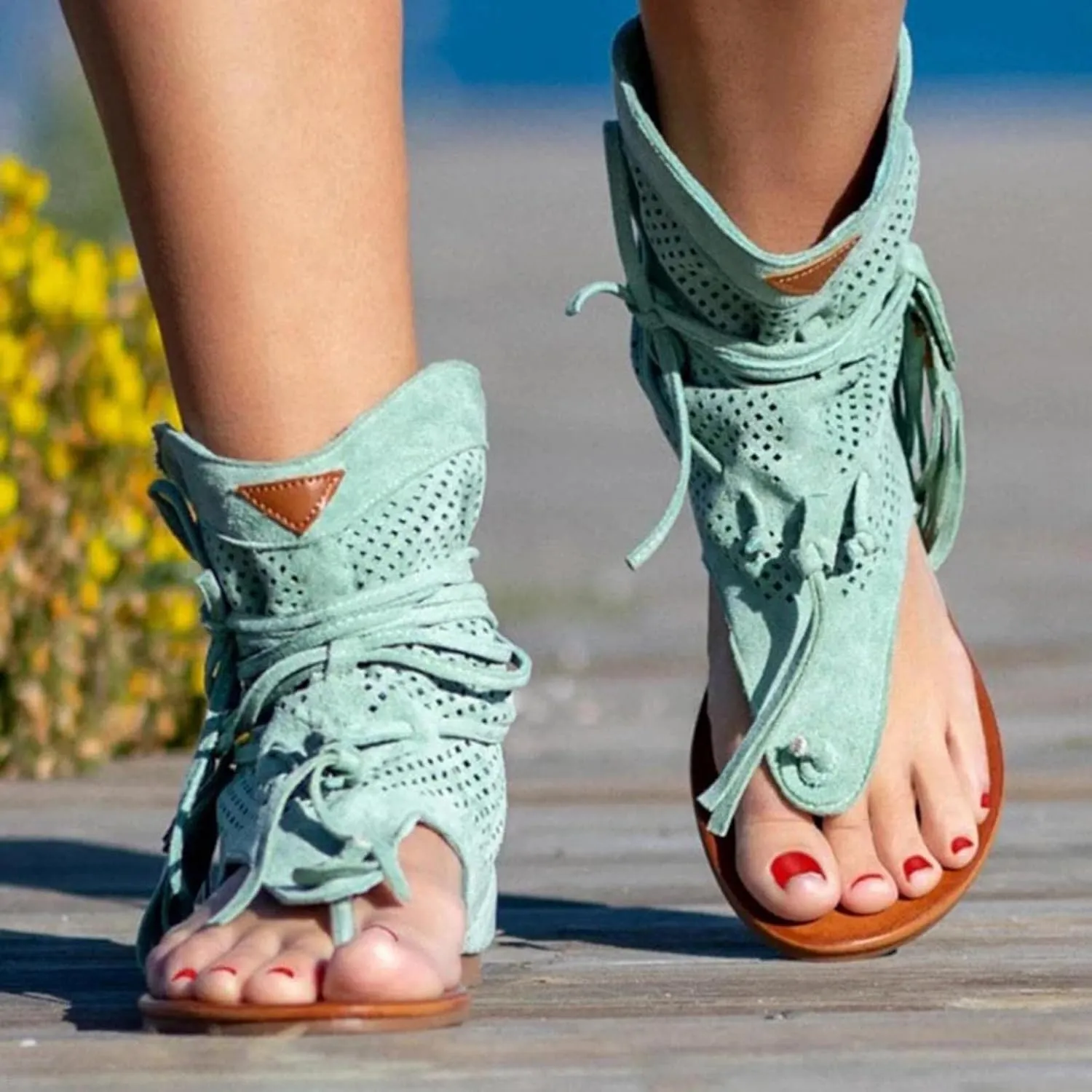 Vintage Flip Flops for Women Bohemian Tassel Clip Toe Straps Lace up Flat Sandals Summer Comfortable Casual Breathable Roman Beach Shoes Boots