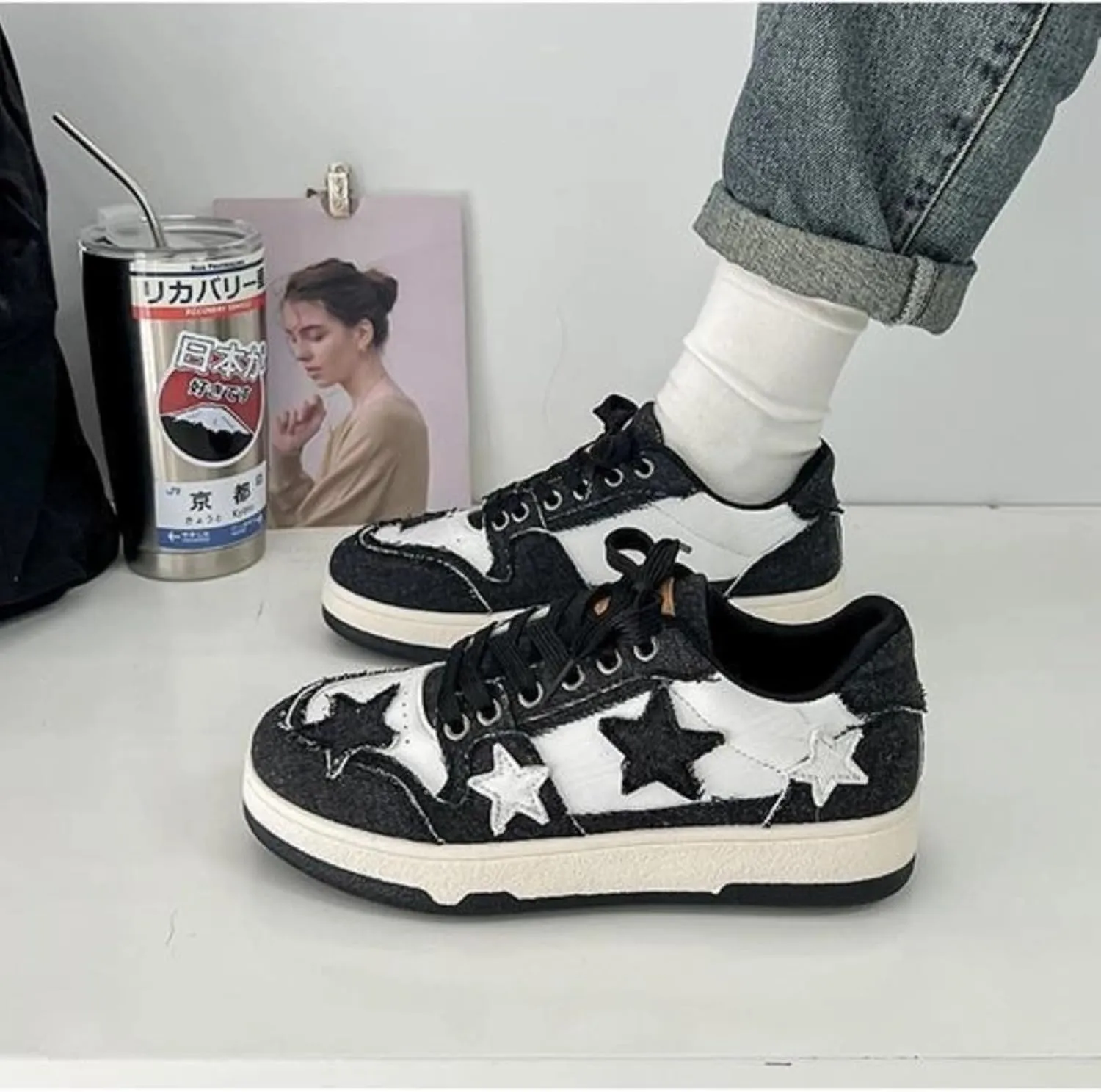 Vintage Star Pattern Platform Canvas Sneakers Trendy Low Top Casual Shoes for Women Versatile and Stylish