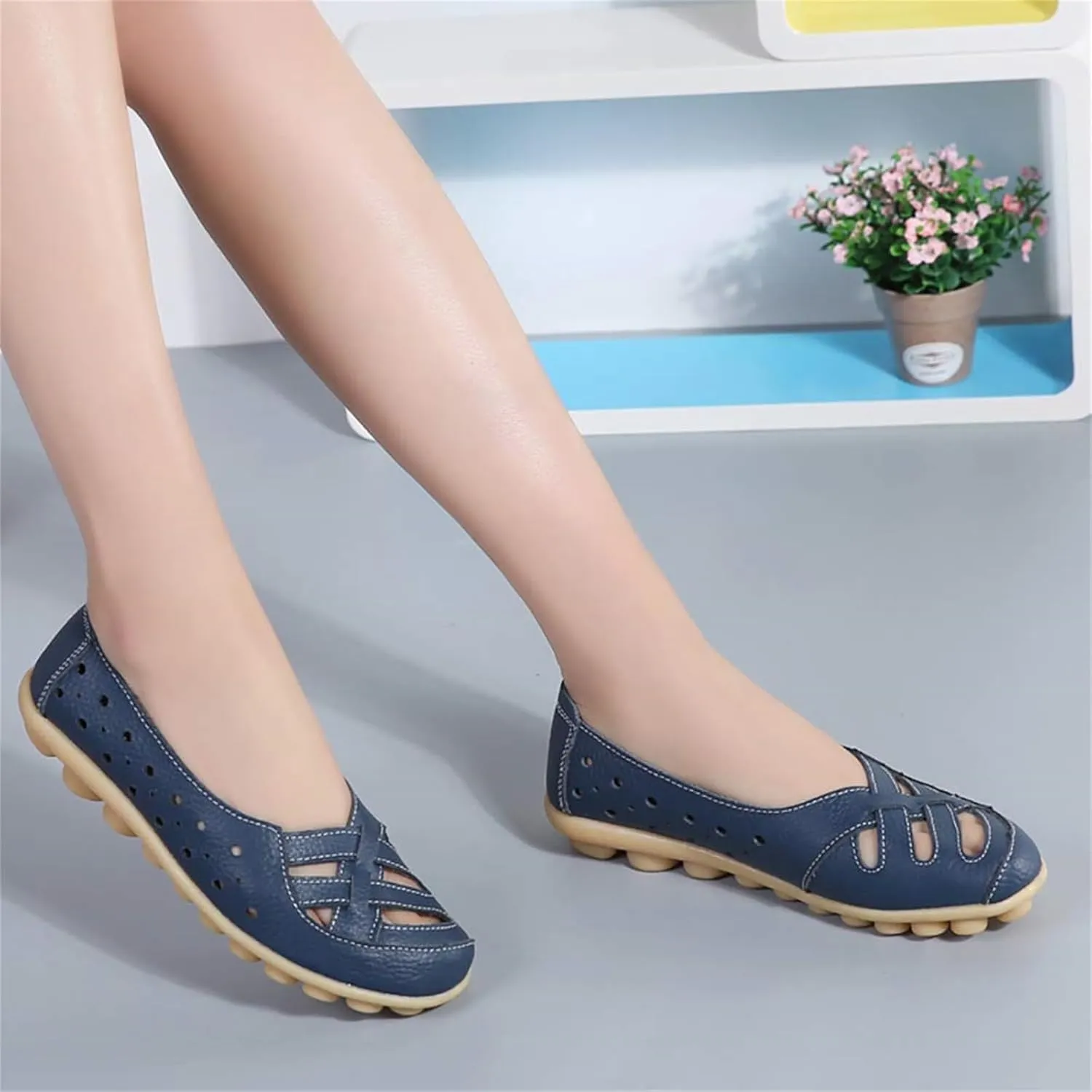 Women's Cowhide Leather Shoes Loafer Casual Slip On Shoe Driving Moccasins Closed Toe Boat Flats Walking Sandals