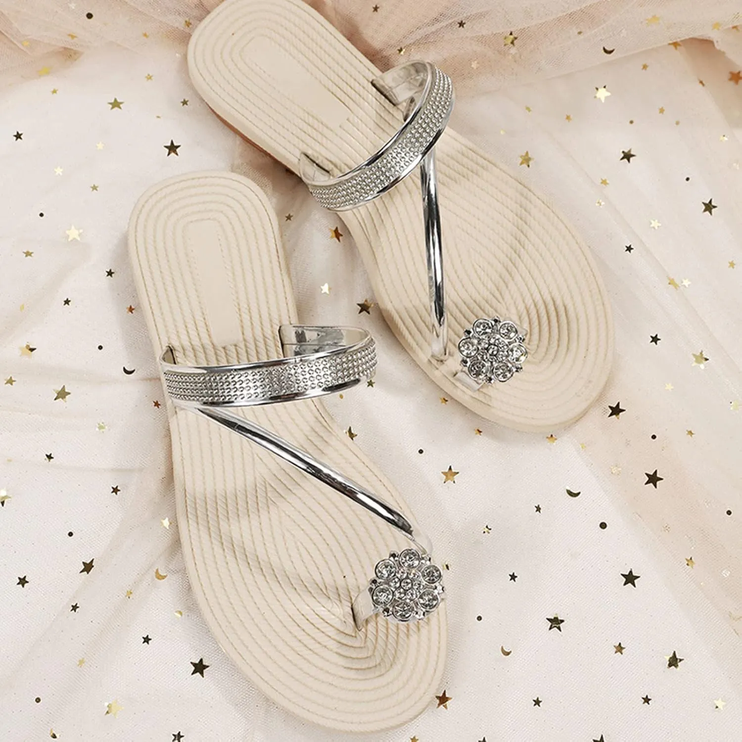 Women's Hot Rhinestone Flat Sandals Beach Holiday Slip On Flip Flops Clip Toe Slippers Stylish Slides Summer Footwear