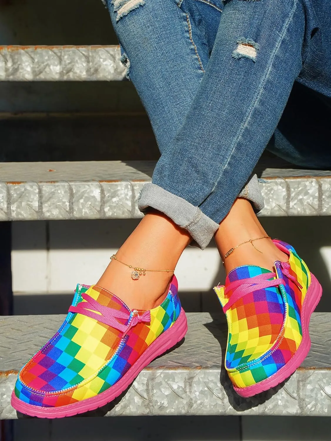 Women's Plaid Rainbow Print Checkered Loafers Slip-on Low Top Lightweight Canvas Non-Slip Flexible Flat Fashion Skateboard Shoes for All-Season Casual Wear