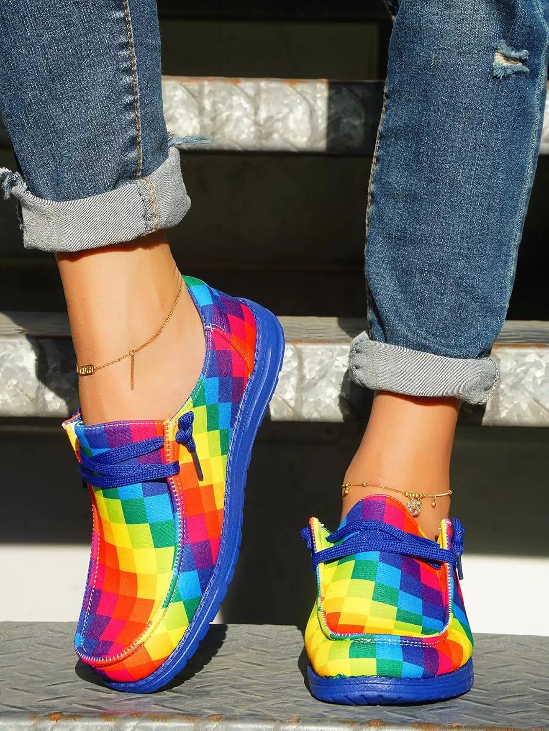 Women's Plaid Rainbow Print Checkered Loafers Slip-on Low Top Lightweight Canvas Non-Slip Flexible Flat Fashion Skateboard Shoes for All-Season Casual Wear