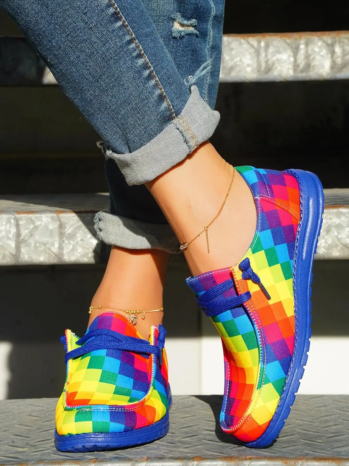 Women's Plaid Rainbow Print Checkered Loafers Slip-on Low Top Lightweight Canvas Non-Slip Flexible Flat Fashion Skateboard Shoes for All-Season Casual Wear