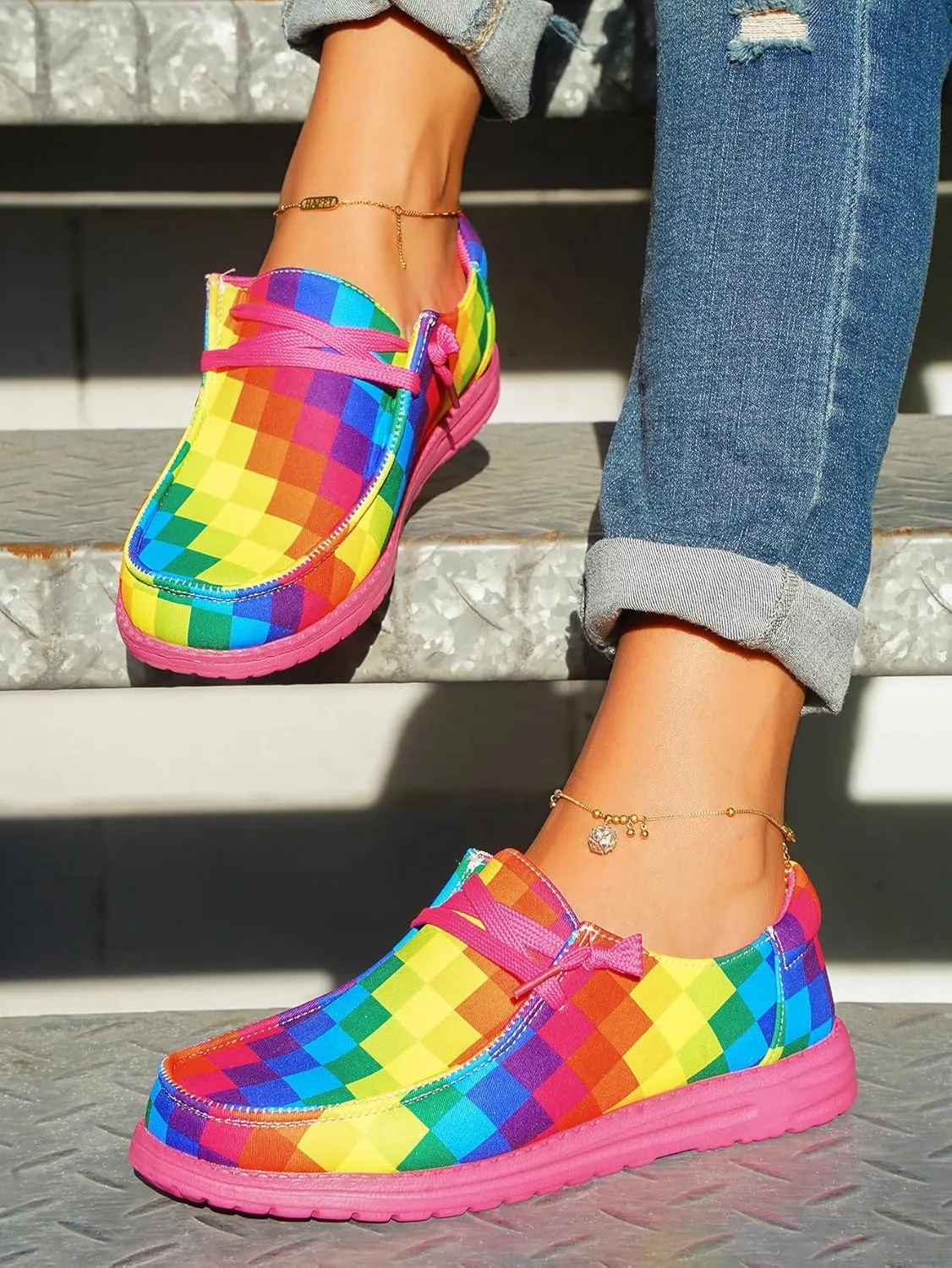 Women's Plaid Rainbow Print Checkered Loafers Slip-on Low Top Lightweight Canvas Non-Slip Flexible Flat Fashion Skateboard Shoes for All-Season Casual Wear