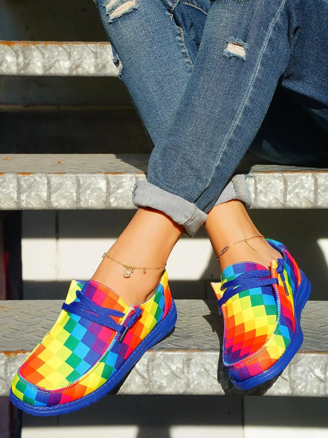 Women's Plaid Rainbow Print Checkered Loafers Slip-on Low Top Lightweight Canvas Non-Slip Flexible Flat Fashion Skateboard Shoes for All-Season Casual Wear