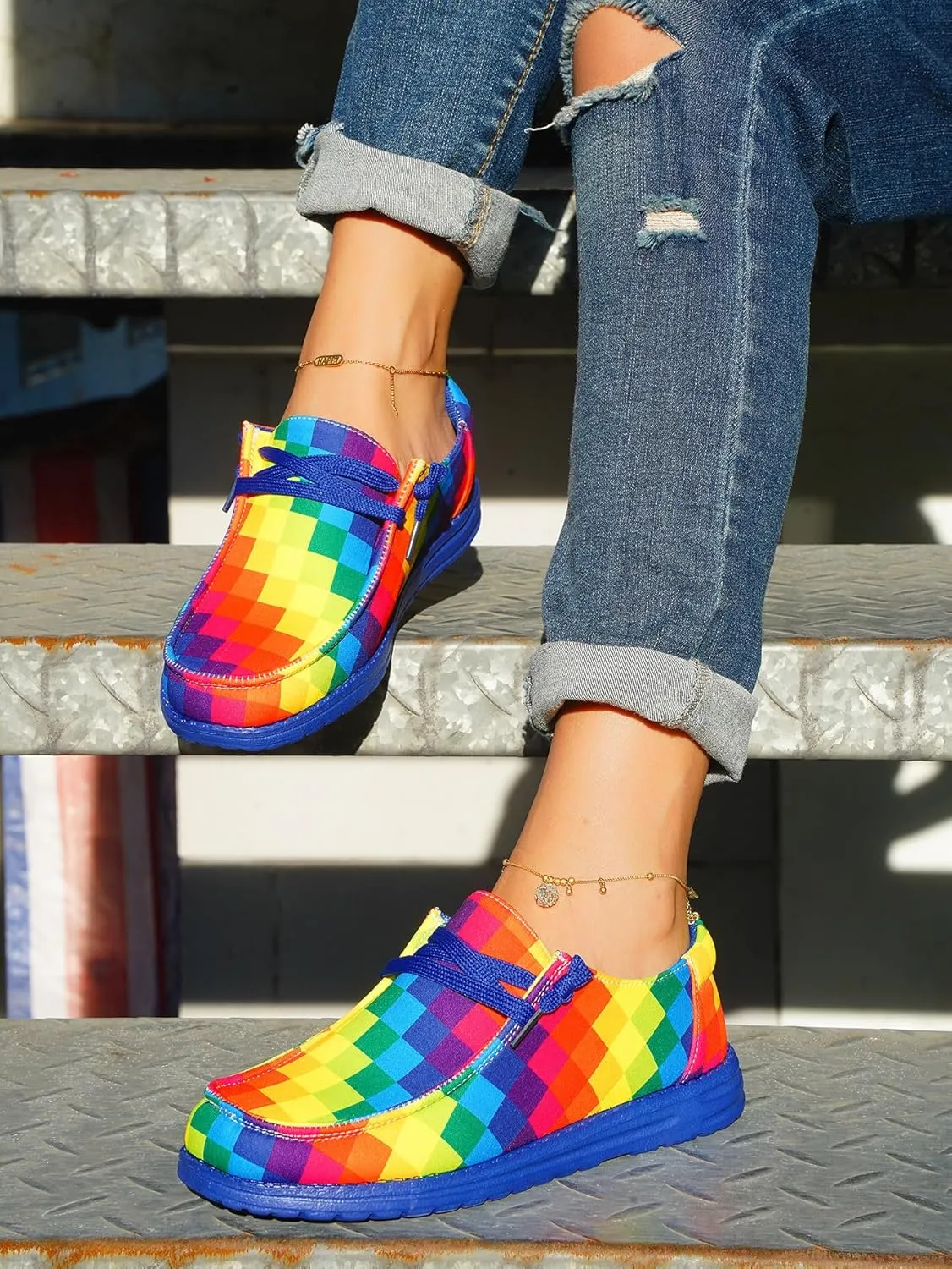 Women's Plaid Rainbow Print Checkered Loafers Slip-on Low Top Lightweight Canvas Non-Slip Flexible Flat Fashion Skateboard Shoes for All-Season Casual Wear