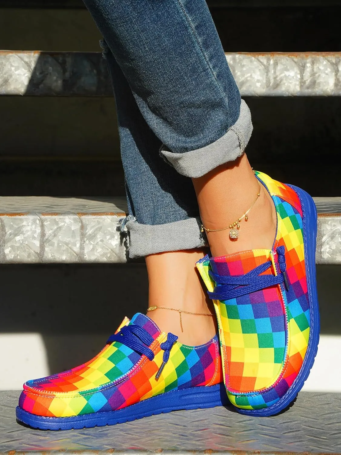 Women's Plaid Rainbow Print Checkered Loafers Slip-on Low Top Lightweight Canvas Non-Slip Flexible Flat Fashion Skateboard Shoes for All-Season Casual Wear