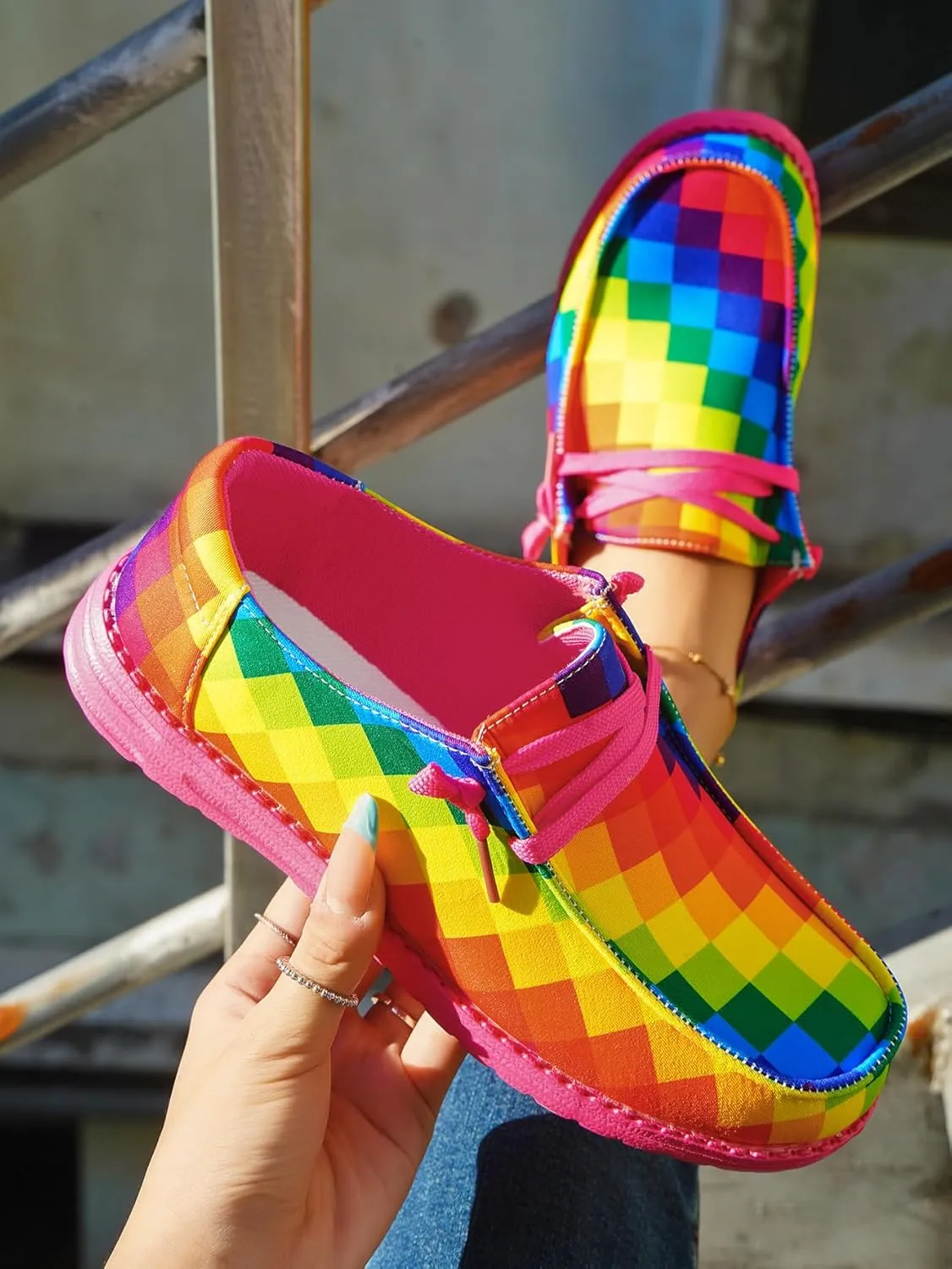 Women's Plaid Rainbow Print Checkered Loafers Slip-on Low Top Lightweight Canvas Non-Slip Flexible Flat Fashion Skateboard Shoes for All-Season Casual Wear