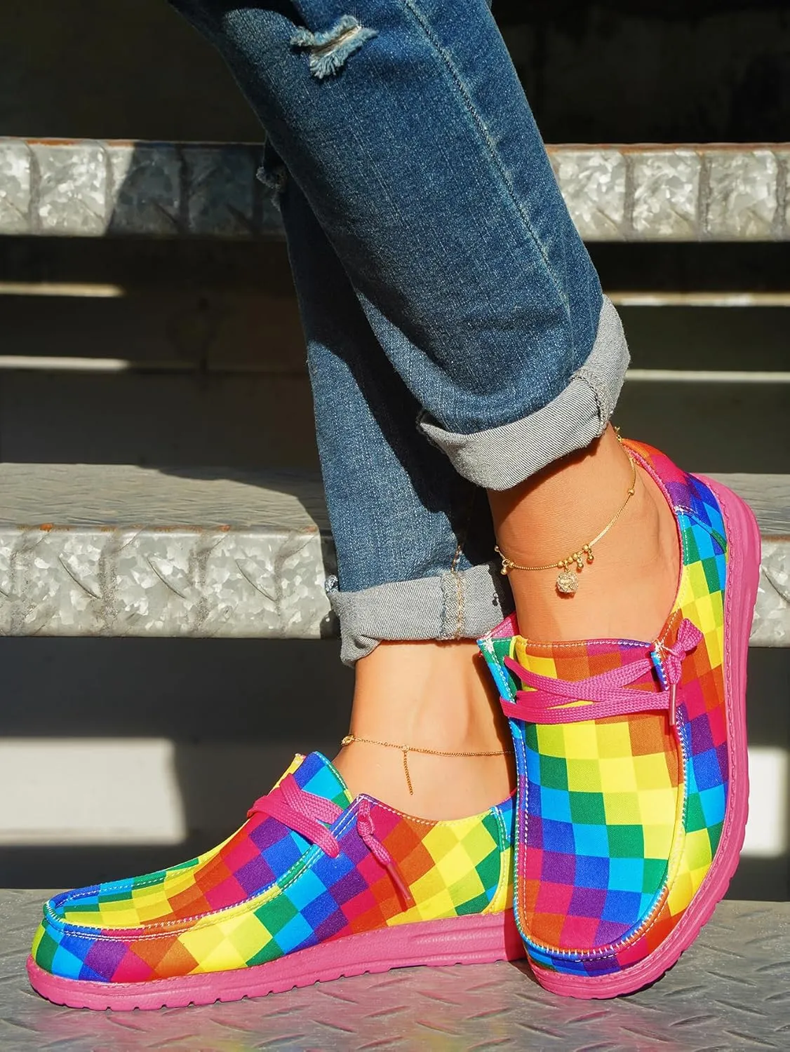 Women's Plaid Rainbow Print Checkered Loafers Slip-on Low Top Lightweight Canvas Non-Slip Flexible Flat Fashion Skateboard Shoes for All-Season Casual Wear