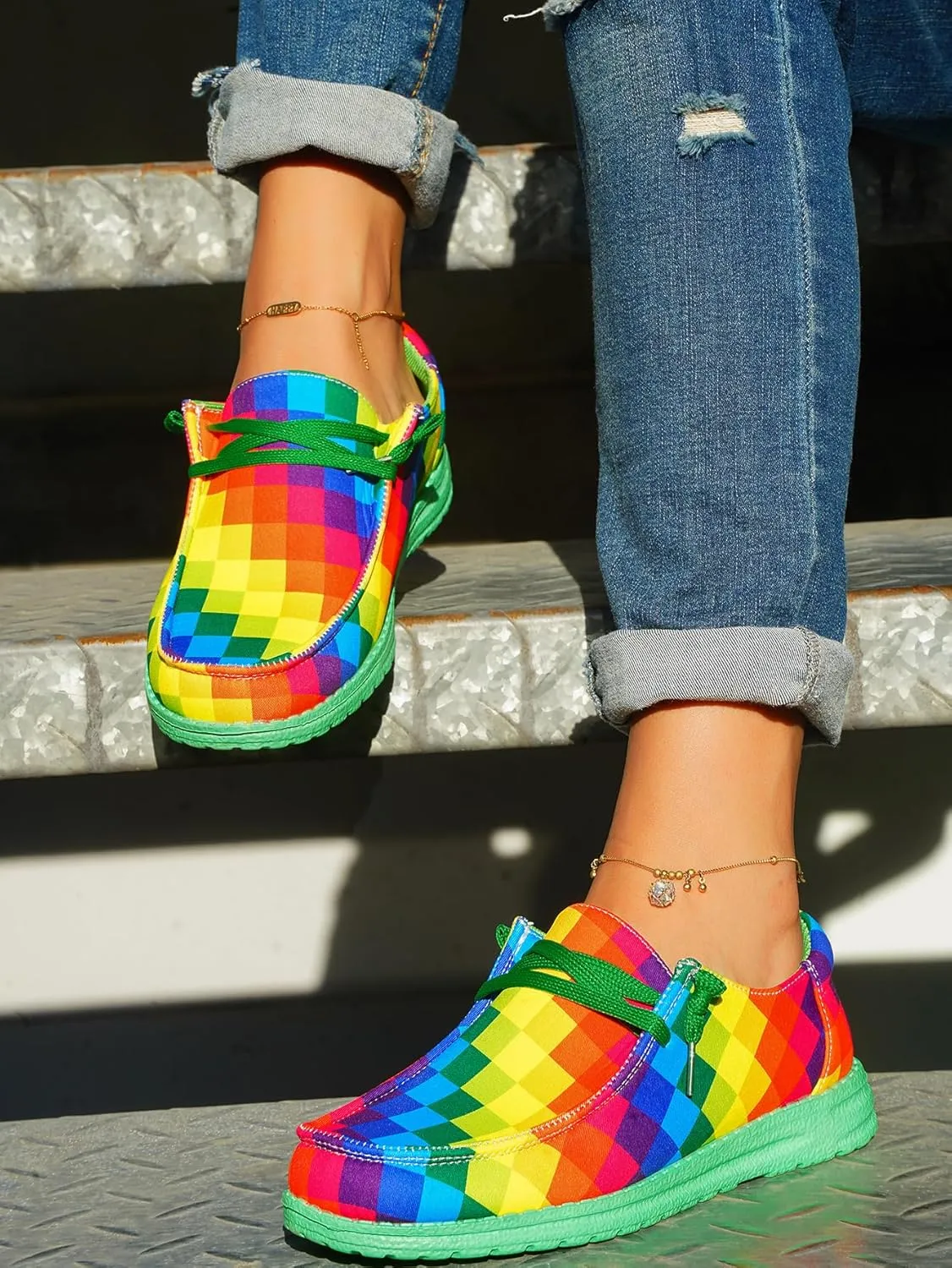 Women's Plaid Rainbow Print Checkered Loafers Slip-on Low Top Lightweight Canvas Non-Slip Flexible Flat Fashion Skateboard Shoes for All-Season Casual Wear
