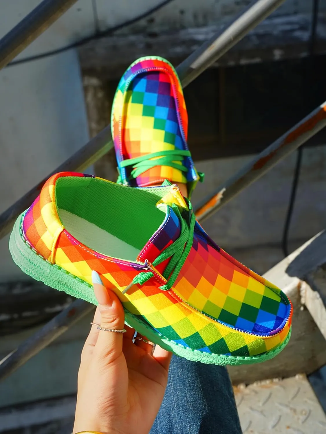 Women's Plaid Rainbow Print Checkered Loafers Slip-on Low Top Lightweight Canvas Non-Slip Flexible Flat Fashion Skateboard Shoes for All-Season Casual Wear