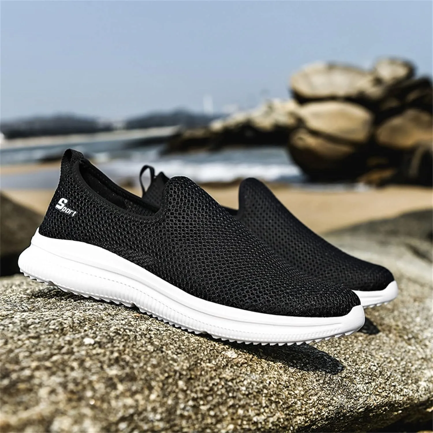 Women's Slip-on Shoes Wide Width Sneakers Hands Free Walking Shoes Women Comfortable Ladies Shoes Casual Fashion Sneakers 2025 Platform Tennis Shoe Trainers Shoe