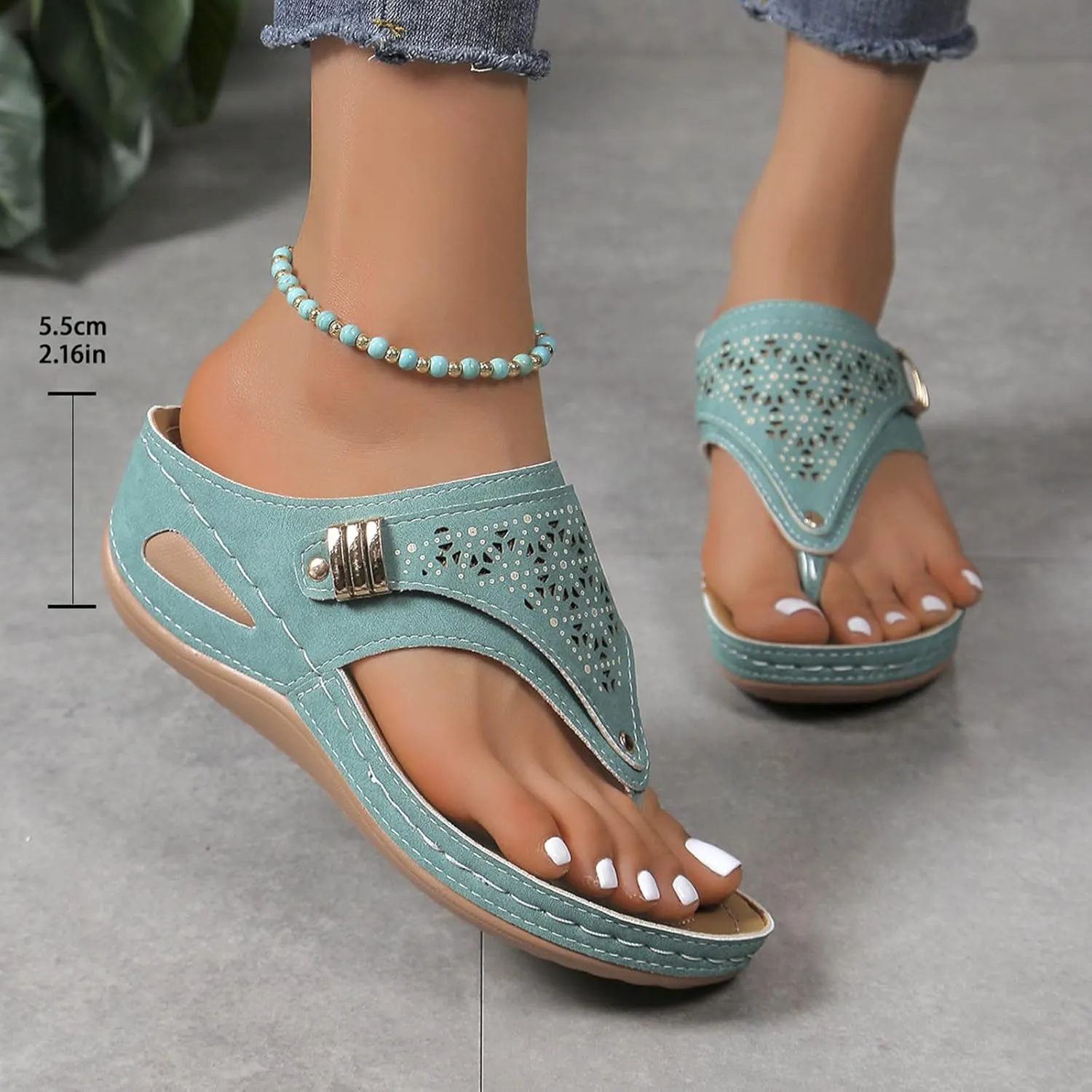 Women's Summer New Clip-toe Beach Sandals Flower Hollow-out Wedges Fashion Casual Slippers Comfort Sandal 2025