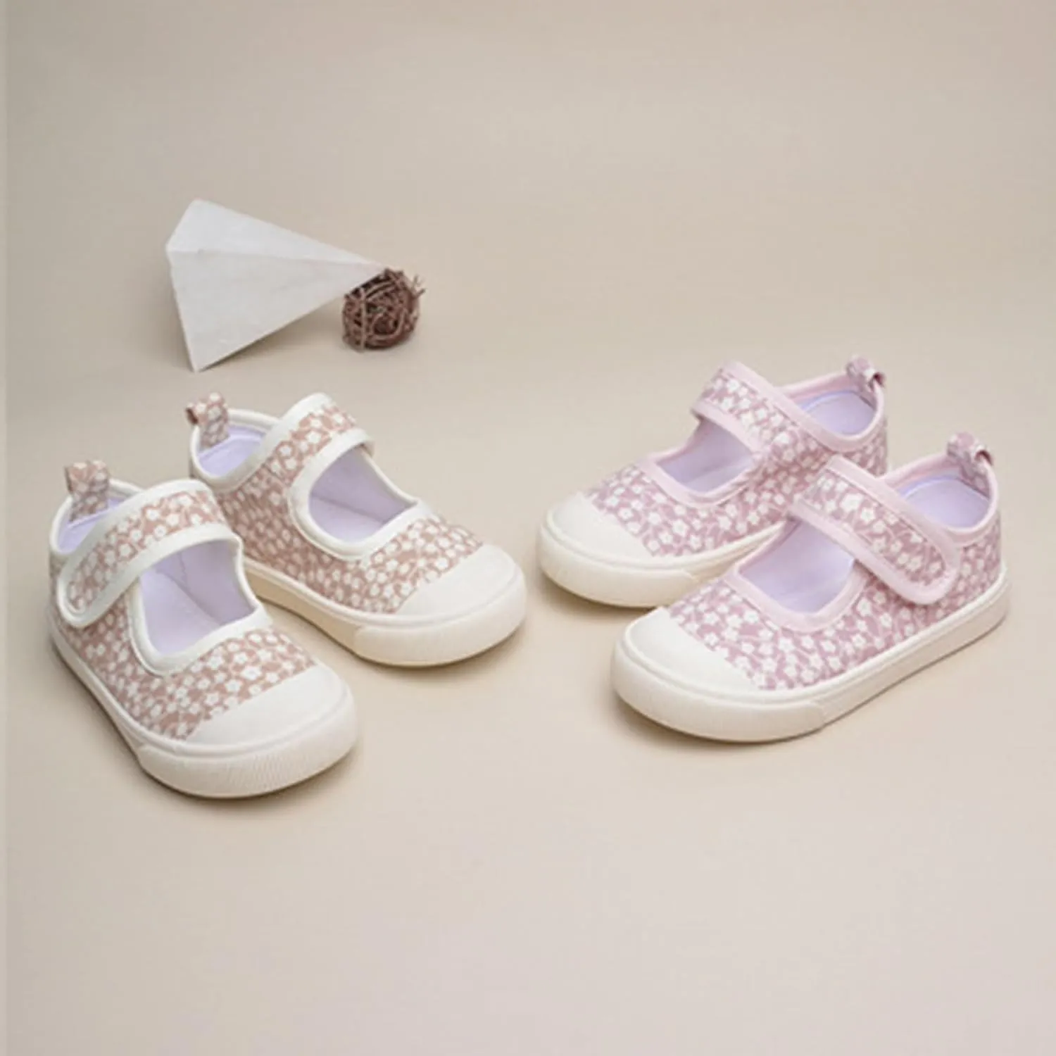 YIBLBOX Girl Canvas Sneakers Toddler Girl Mary Jane Flats Casual School Uniform Loafers Dress Shoe